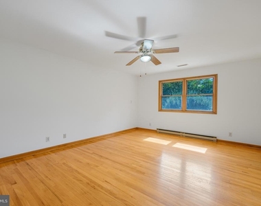 10003 Courthouse Road - Photo Thumbnail 32