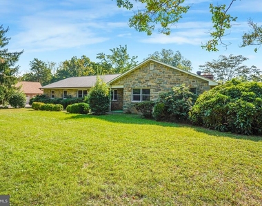 10003 Courthouse Road - Photo Thumbnail 2