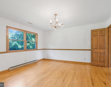 10003 Courthouse Road - Photo Thumbnail 11
