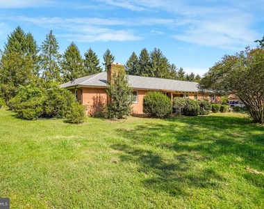 10003 Courthouse Road - Photo Thumbnail 3