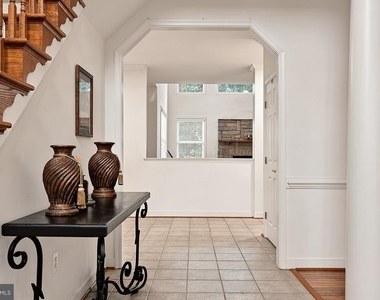 17968 Swans Creek Lane - Photo Thumbnail 8