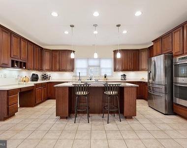 17968 Swans Creek Lane - Photo Thumbnail 14