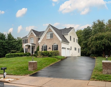 17968 Swans Creek Lane - Photo Thumbnail 3