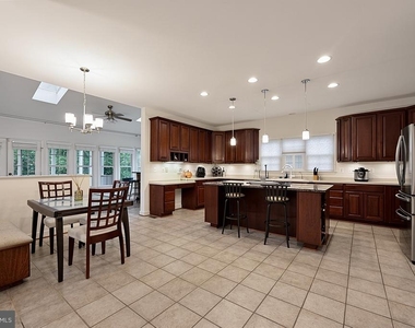 17968 Swans Creek Lane - Photo Thumbnail 20