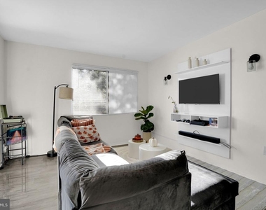 1600 Renate Drive - Photo Thumbnail 4