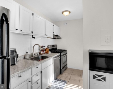 1600 Renate Drive - Photo Thumbnail 11