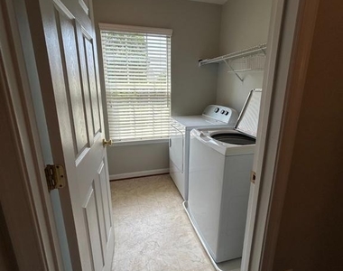 12540 Rickwood Court - Photo Thumbnail 27
