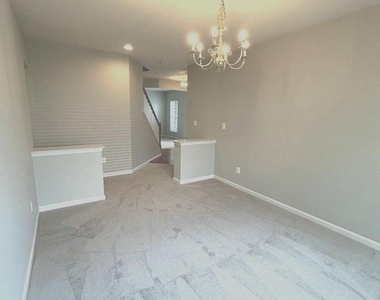 12540 Rickwood Court - Photo Thumbnail 21