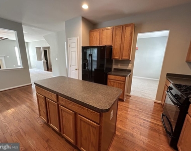 12540 Rickwood Court - Photo Thumbnail 12