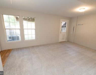 10327 Oconnell Court - Photo Thumbnail 12