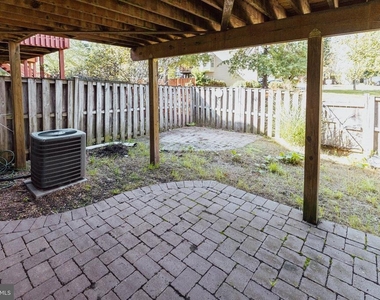 10327 Oconnell Court - Photo Thumbnail 4