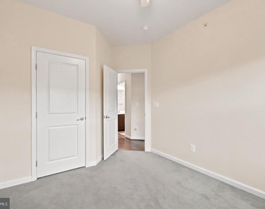 22311 Tees Terrace - Photo Thumbnail 37