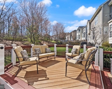43941 Riverpoint Drive - Photo Thumbnail 77