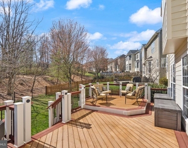 43941 Riverpoint Drive - Photo Thumbnail 80