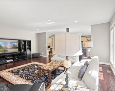 43941 Riverpoint Drive - Photo Thumbnail 28