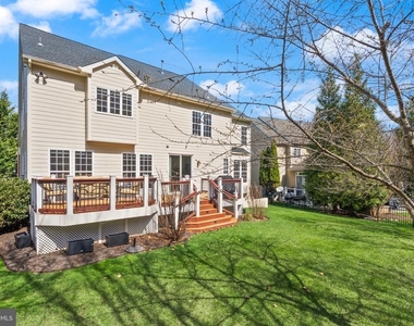 43941 Riverpoint Drive - Photo Thumbnail 82