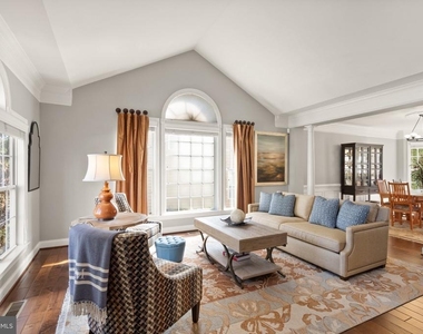 43941 Riverpoint Drive - Photo Thumbnail 9