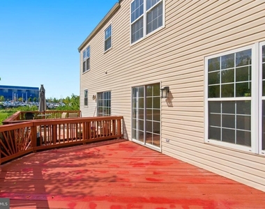 45501 Trail Run Terrace - Photo Thumbnail 28