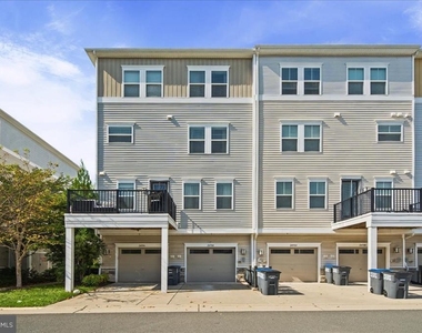 24584 Rosebay Terrace - Photo Thumbnail 14