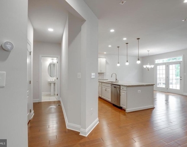 42936 Courtland Chase Square - Photo Thumbnail 29