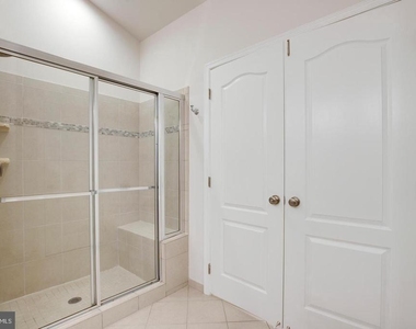42936 Courtland Chase Square - Photo Thumbnail 54