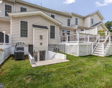42936 Courtland Chase Square - Photo Thumbnail 75