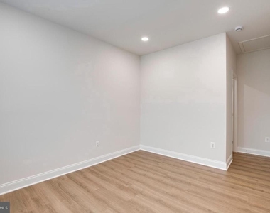 42936 Courtland Chase Square - Photo Thumbnail 43