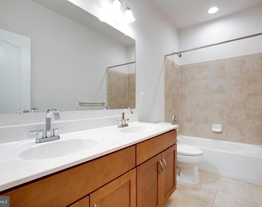 42936 Courtland Chase Square - Photo Thumbnail 35