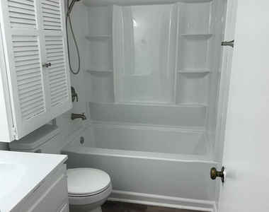1005 Willow Street - Photo Thumbnail 10