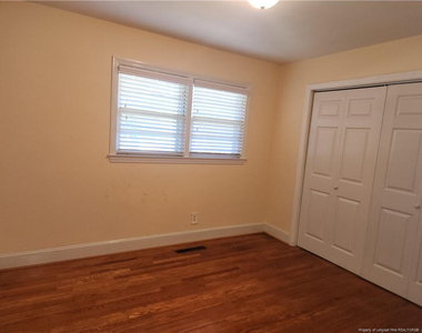 439 Mcphee Drive - Photo Thumbnail 4