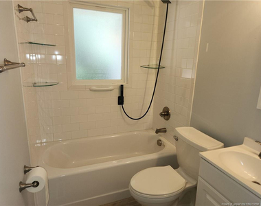 439 Mcphee Drive - Photo Thumbnail 7