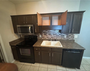 616 Marshtree Lane - Photo Thumbnail 21