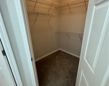 616 Marshtree Lane - Photo Thumbnail 8