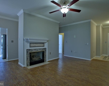 4139 Fountainside Lane - Photo Thumbnail 2