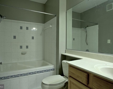 4139 Fountainside Lane - Photo Thumbnail 13