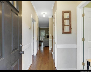 2995 Delaware Drive - Photo Thumbnail 3