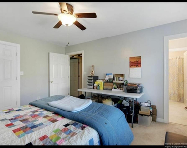 2995 Delaware Drive - Photo Thumbnail 8