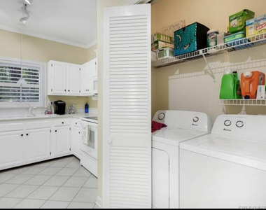 2995 Delaware Drive - Photo Thumbnail 27