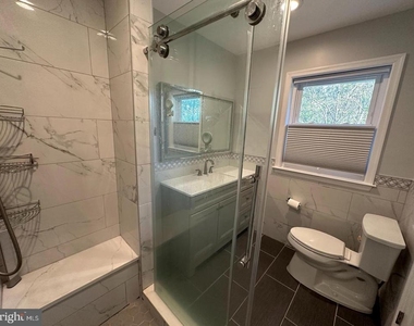 7512 Allan Avenue - Photo Thumbnail 14