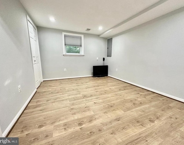 7512 Allan Avenue - Photo Thumbnail 22