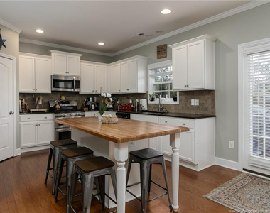 956 Micahs Way N - Photo Thumbnail 3