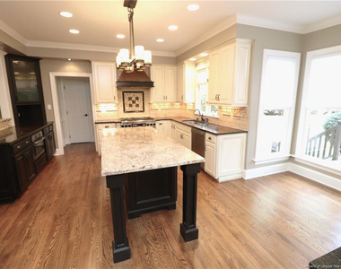 8812 Gotherstone Court - Photo Thumbnail 9