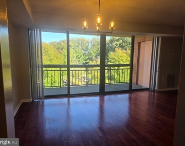 2230 George C Marshall Drive - Photo Thumbnail 19