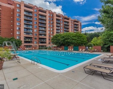 2230 George C Marshall Drive - Photo Thumbnail 17