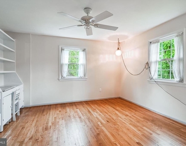 1110 Anesbury Court - Photo Thumbnail 24