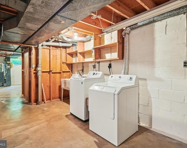 1110 Anesbury Court - Photo Thumbnail 35