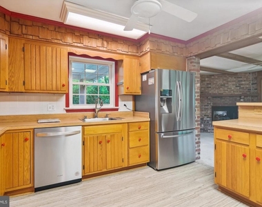 1110 Anesbury Court - Photo Thumbnail 5