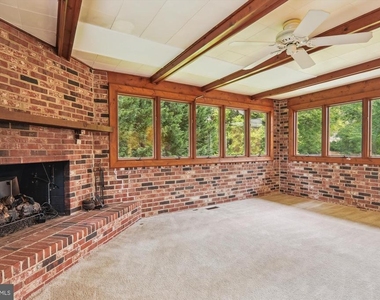 1110 Anesbury Court - Photo Thumbnail 17