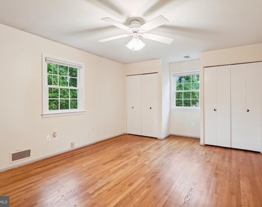 1110 Anesbury Court - Photo Thumbnail 23