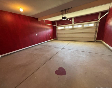 438 Roanoke Drive - Photo Thumbnail 9